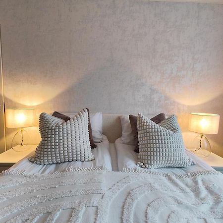 Laplands Hillside Villa Rovaniemi Bagian luar foto